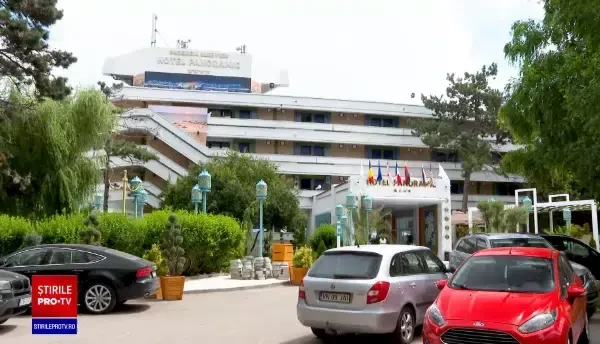 (P) De la ruină la servicii de lux. Cum s-au transformat celebrele hoteluri Panoramic, Amfiteatru şi Belvedere de pe litoral