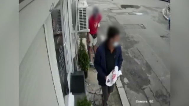 Doi bărbați din Constanța au jefuit un magazin, dar au returnat produsele după ce au văzut camerele video