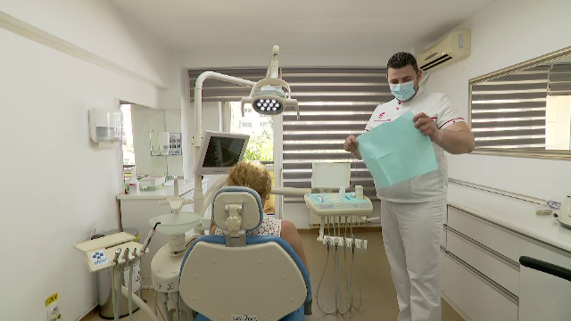 De ce aproape toate cabinetele stomatologice sunt private. "Ce să fac cu 2.400 de lei?"