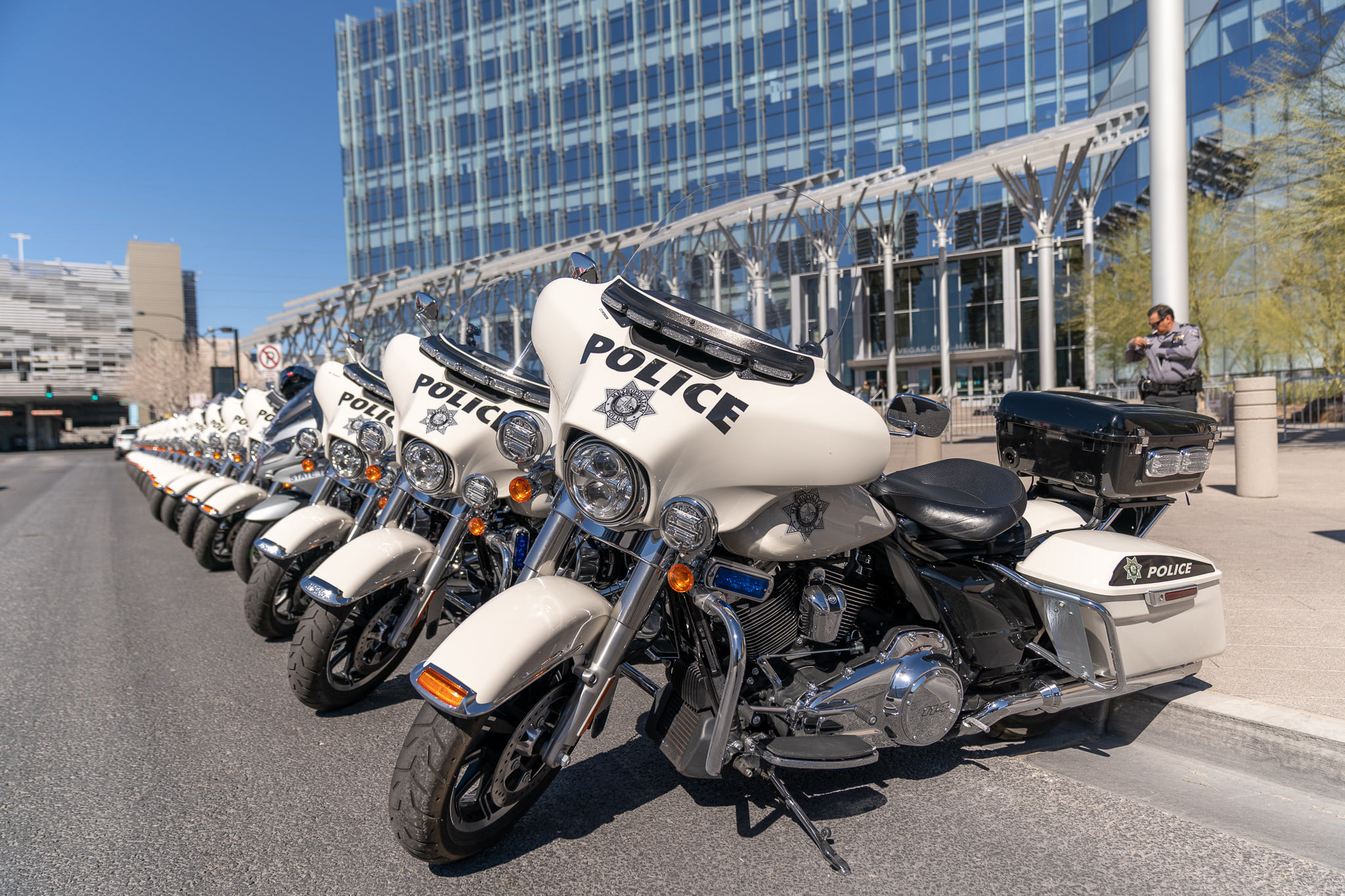 Fetiță de 5 ani găsită moartă în casă. Mama sa susține că a fost un “sacrificiu necesar”