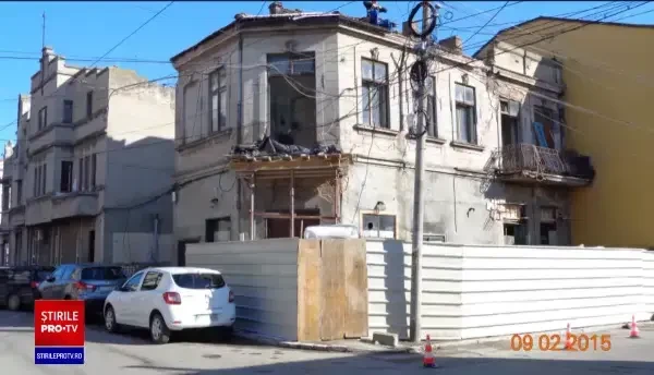 Cei care vor o experiență deosebită la mare se pot caza în vilele istorice. O noapte de cazare costă 150 euro