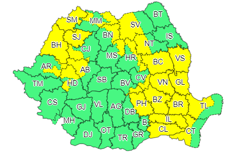 Cod galben de instabilitate atmosferică pentru 26 de judeţe, duminică