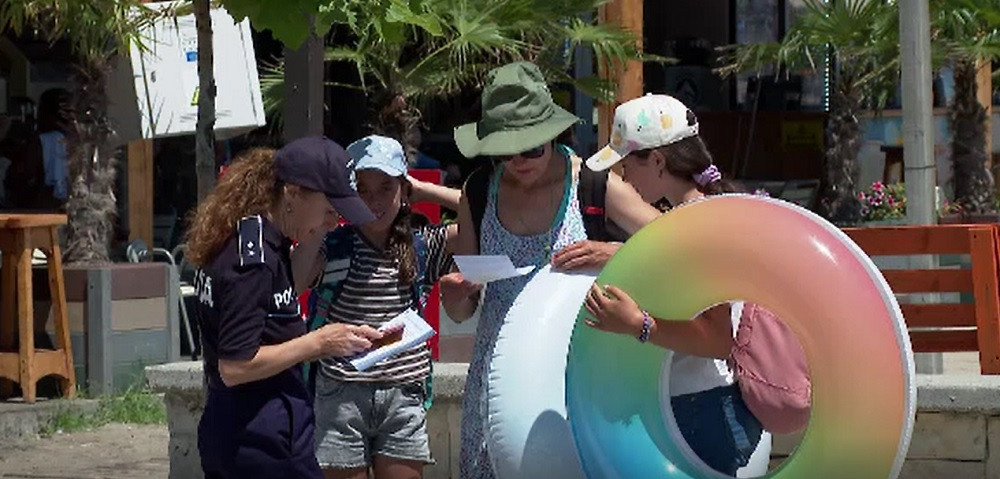 Bilanț îngrijorător pe litoral. Câți copii se pierd zilnic de părinți