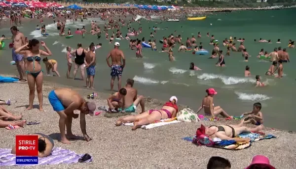 Specialiștii avertizează: Nu cumpărați nămol de pe plajă. Ce pot să pățească persoanele care îl folosesc