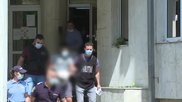 A urmărit-o în timp ce era cu fostul iubit, a înjunghiat-o și a luat-o în mașină. Ultimele clipe ale Denisei