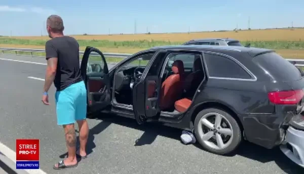 Accident cu mai multe mașini, pe Autostrada Soarelui