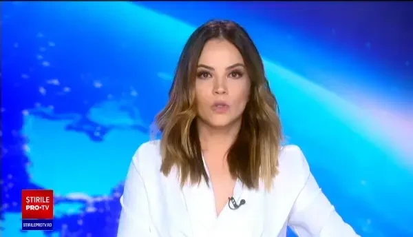 Incendiu puternic în județul Argeș. Un bărbat a ajuns la spital cu arsuri pe mâini