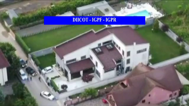 Pagubă de 7 milioane euro dată de o rețea de escroci români. Cum îi păcăleau pe oameni să le trimită banii