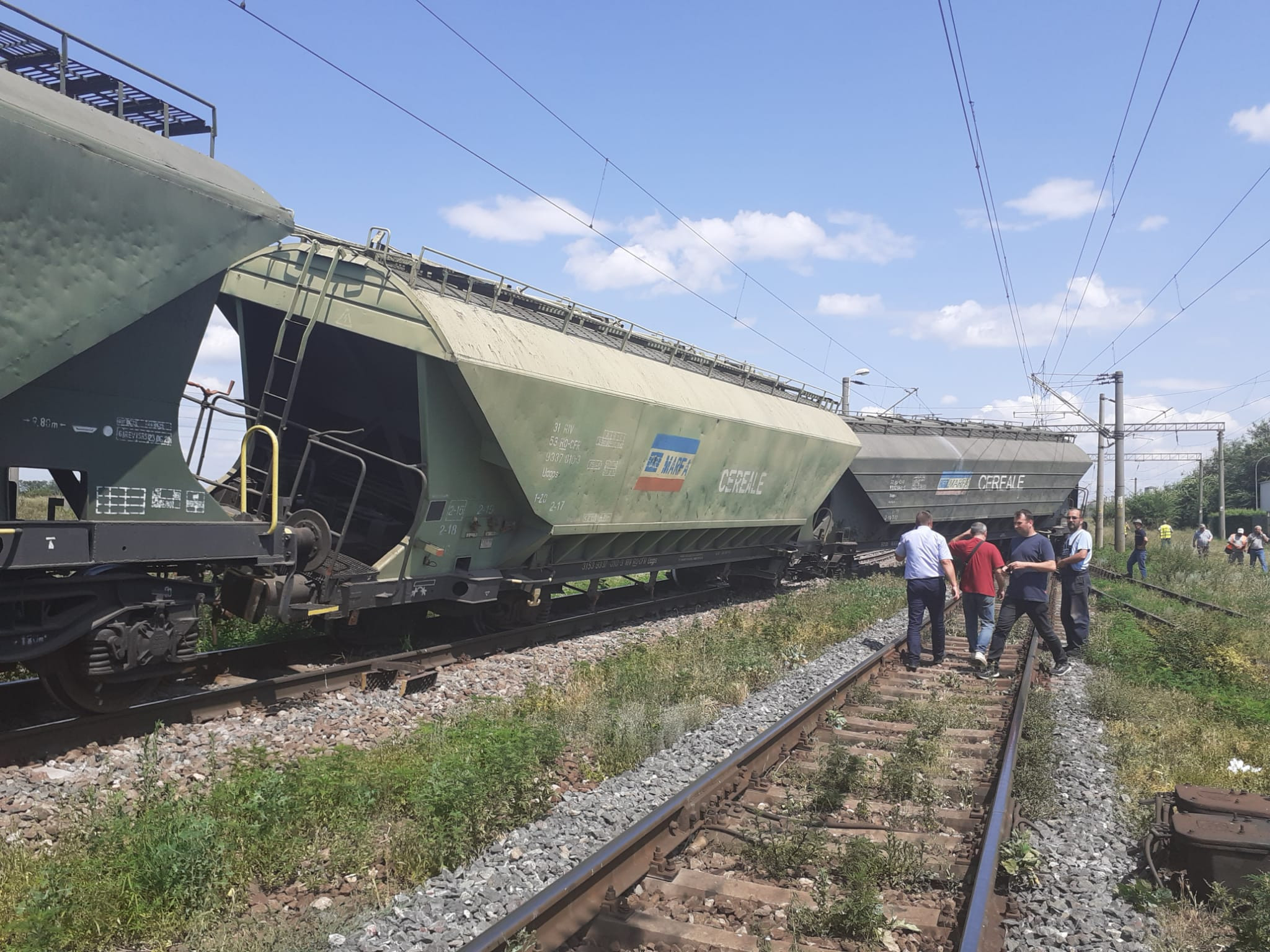 Tren deraiat în apropiere de Feteşti. Întârzieri de peste 200 de minute pe ruta Bucureşti - Constanța