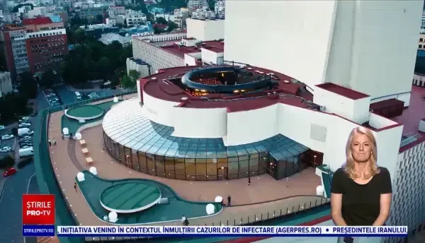 O vară plină de seri de teatru și concerte în aer liber: Ești cu inima cât un purice să nu vină ploaia