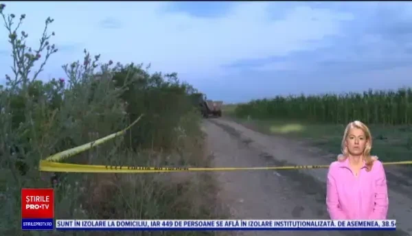 Un bărbat din Dâmbovița a fost găsit fără suflare după ce s-a rasturnat cu tractorul într-un pârâu