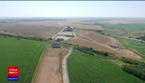 Surpriză uriașă pentru șoferi. O bucată din drumul expres Craiova - Pitești ar putea fi finalizată înainte de termen