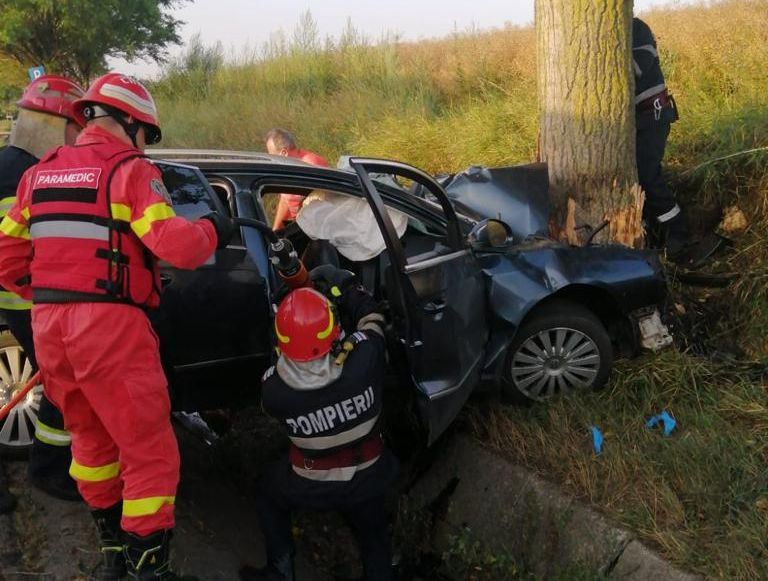 Accident cu trei morți în Bacău. A patra victimă are traumatisme multiple