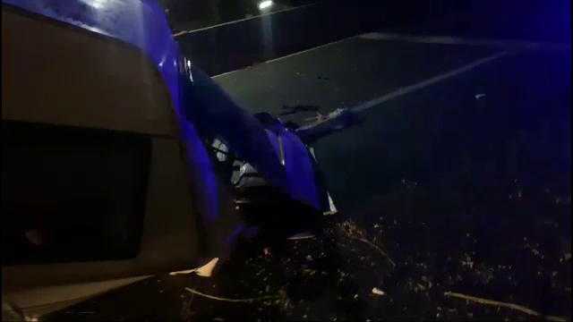 O rulotă s-a făcut praf pe un drum din Dâmbovița. Cum s-a întamplat accidentul