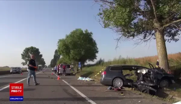 Zece oameni au murit, în ultimele patru zile, pe drumul european E85. România, codaşă în Europa la siguranţa rutieră