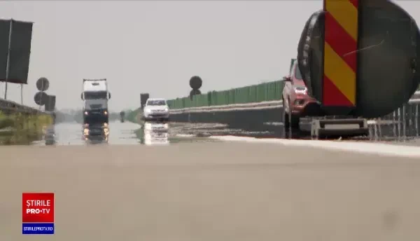 Valul de căldură extremă afectează circulația pe șosele și căi ferate. Cum vor circula trenurile