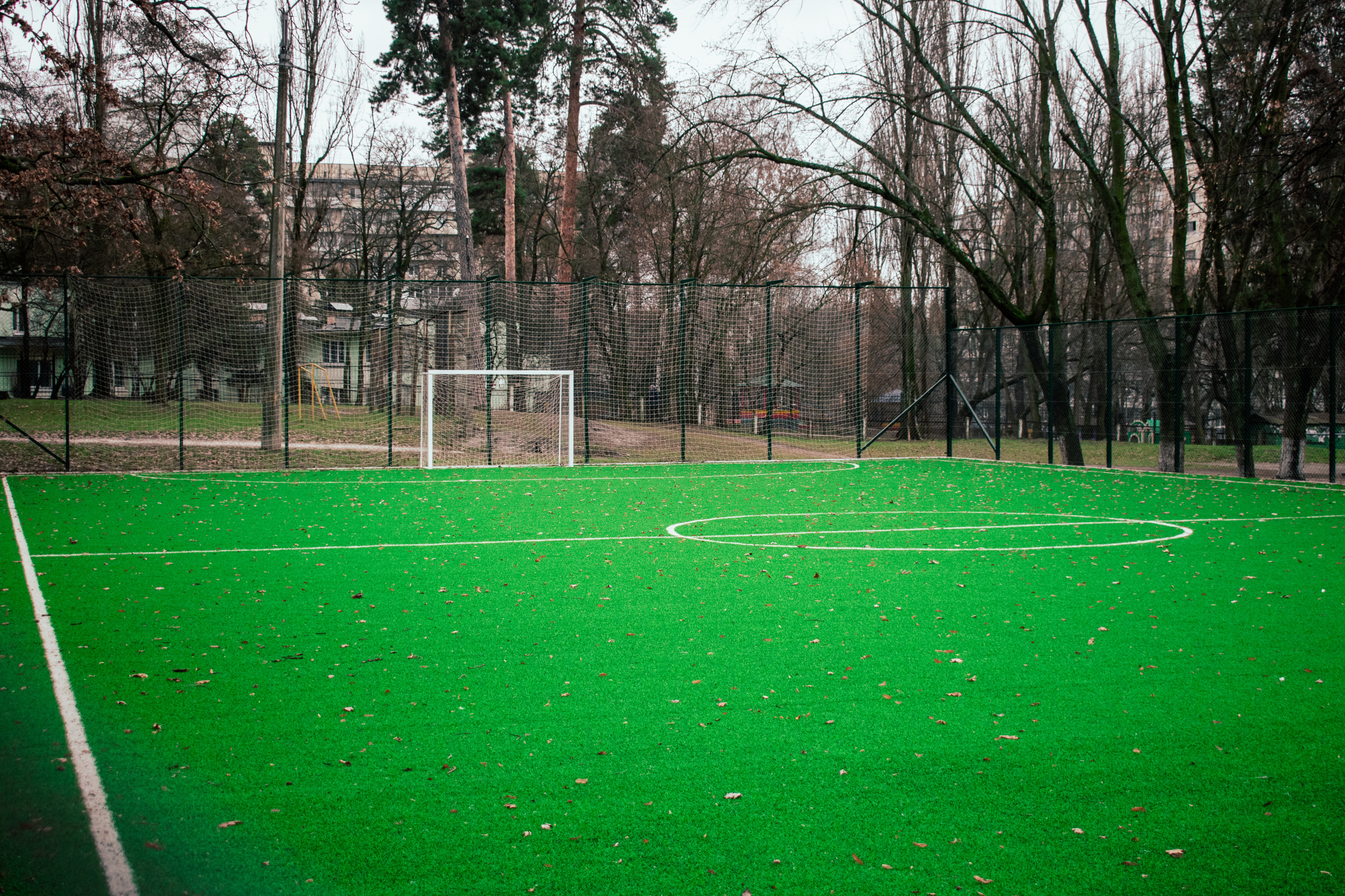 S-a votat legea. Cetăţenii pot avea acces în bazele sportive ale instituţiilor de învăţământ, în afara orarului şcolar