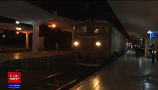 Întârzieri majore ale trenurilor, din cauza caniculei și accidentelor feroviare. Avertismentul lui Cătălin Drulă
