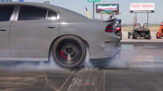 Curse legale de mașini între civili și polițiști, în Colorado. „Nu vom încerca să câştigăm în faţa unui McLaren!”