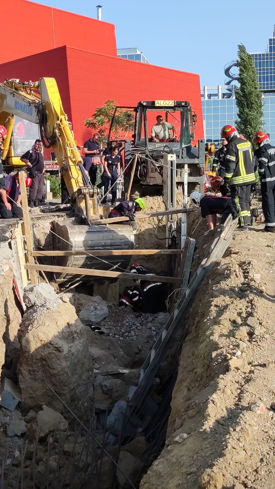 buldoexcavator căutări