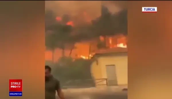 Zeci de mii de români aflați în vacanță în Turcia, Grecia și Italia asistă la un dezastru natural