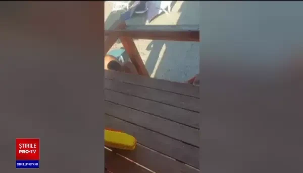 Bătaie între câţiva turişti şi salvamarii din Eforie Nord. Cinci persoane au ajuns la spital