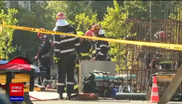 Un mal de pământ s-a prăbușit peste mai mulți muncitori pe un șantier din Capitală