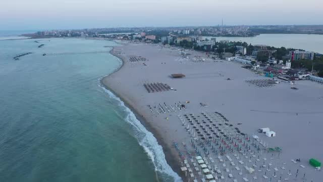 ANA trage un semnal de alarmă legat de apariţia unei noi substanţe psihoactive pe litoral. Ce este ”funny gas”