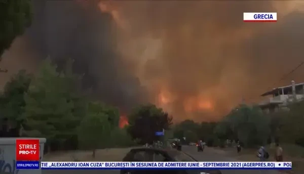 Incendiile au devastat sate întregi din sud-vestul Turciei. Alertă și în Atena, Croația și Bulgaria
