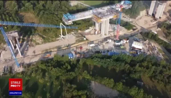 Viaductul Tălmăcel de pe autostrada Sibiu-Pitești este unic în România datorită tehnologiei folosite. Când va fi gata