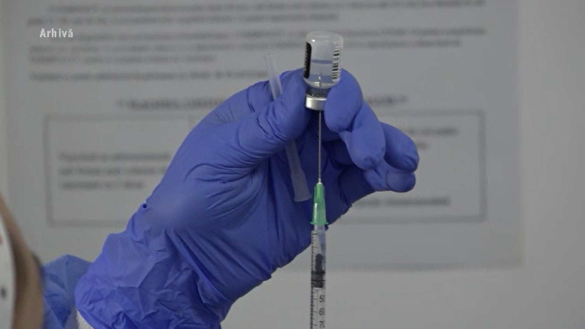 Un medic din Cluj este bănuit că a eliberat adeverinţe false de vaccinare