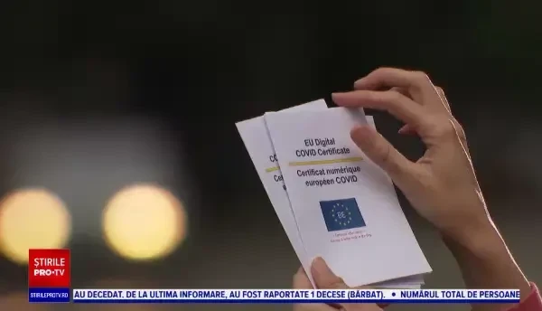 Un bărbat, suspectat că și-a falsificat certificatul de vaccinare. Ce au descoperit autoritățile la vamă