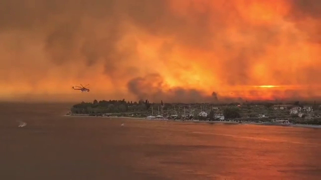 Premierul elen, despre incendiile de vegetație: &rdquo;Grecia se confruntă cu o criză fără precedent&rdquo;