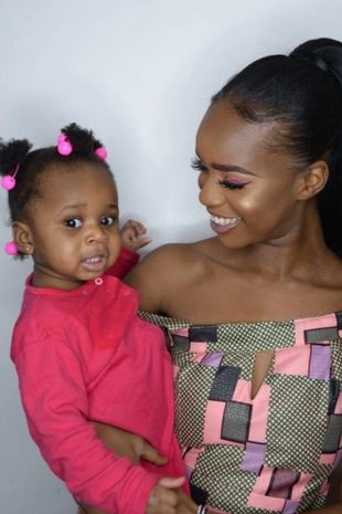 Mamă condamnată după ce și-a lăsat copilul să moară de foame și a plecat să petreacă 6 zile