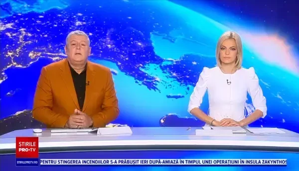 Piroman filmat când pornește un incendiu de vegetație. Flăcările s-au extins extrem de repede