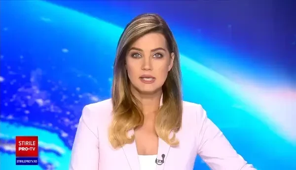 Părăsit de soție și copil, un bărbat din Galați și-a terorizat vecinii cu manele și pahare sparte