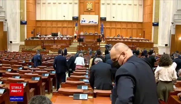 Parlamentarii români decontează și 40.000 lei pe lună pentru cabinetele lor. Aleșii noștri, mai bine plătiți ca cei europeni