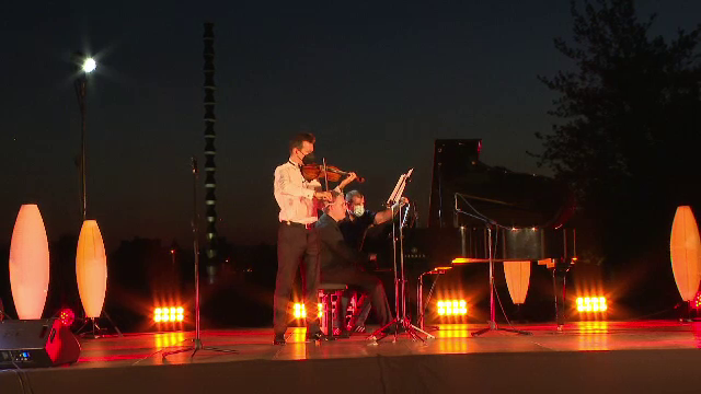 Alexandru Tomescu și vioara Stradivarius, spectacol impresionant în fața a 1.000 de persoane