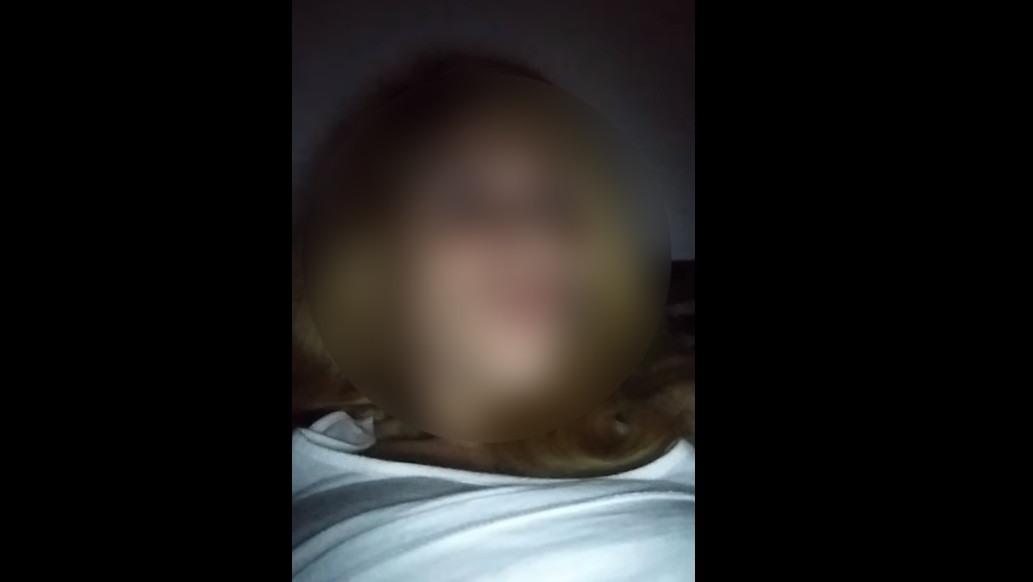 Mama gemenilor căzuţi de la etajul 10, în Ploiești, decăzută din drepturile părinteşti. Femeia mai are un băiat