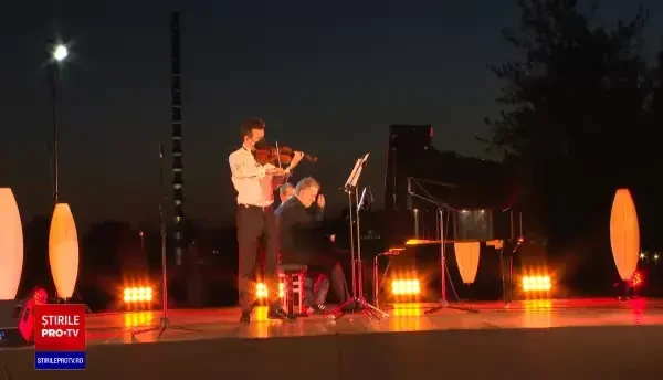 Alexandru Tomescu și vioara Stradivarius, spectacol impresionant în fața a 1.000 de persoane