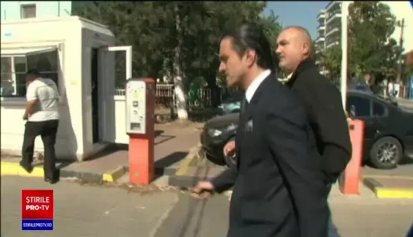 Șanse reduse pentru extrădarea lui Dragoș Săvulescu. Și-a angajat unul dintre cei mai buni avocați din Atena. Ce spune acesta