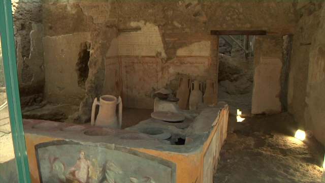 Pompei: A fost "redeschis" primul fast-food antic