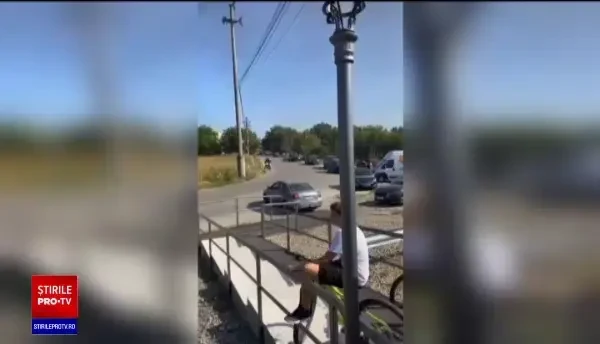 Incendiu de proporții în Mogoșoaia. Intervin 15 autospeciale. Fumul se vede de la depărtare. GALERIE FOTO și VIDEO