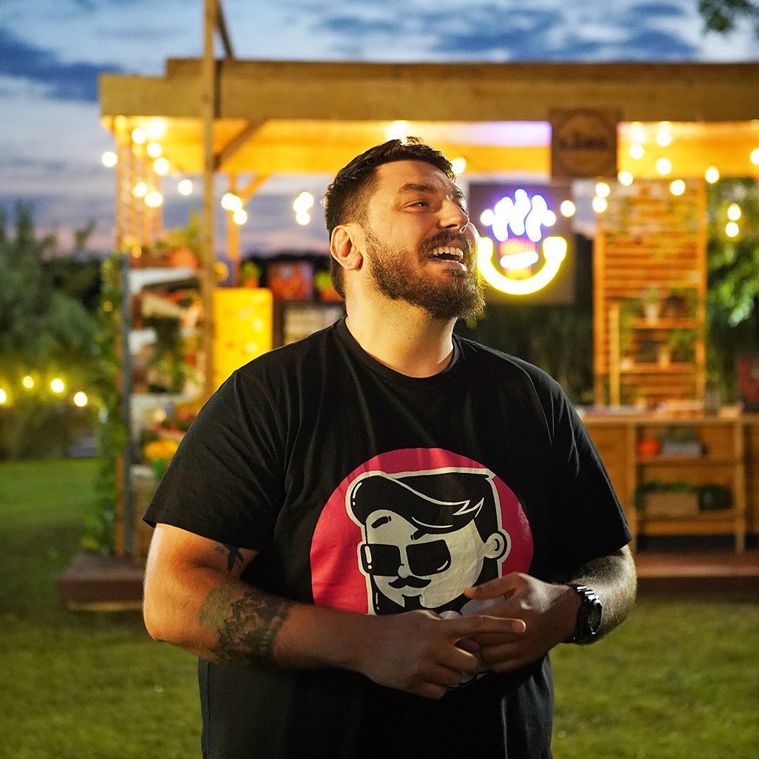 Micutzu, implicat într-un scandal pe Calea Victoriei. Actorul susține că a fost agresat de un necunoscut