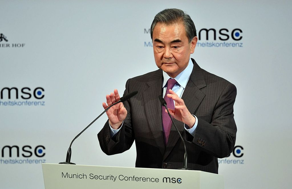 Ministrul chinez de externe critică retragerea grăbită a trupelor americane din Afganistan