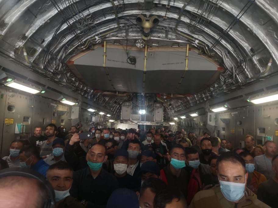 Autoritățile române au reușit să evacueze din Afganistan încă 16 români. Au mai rămas 27