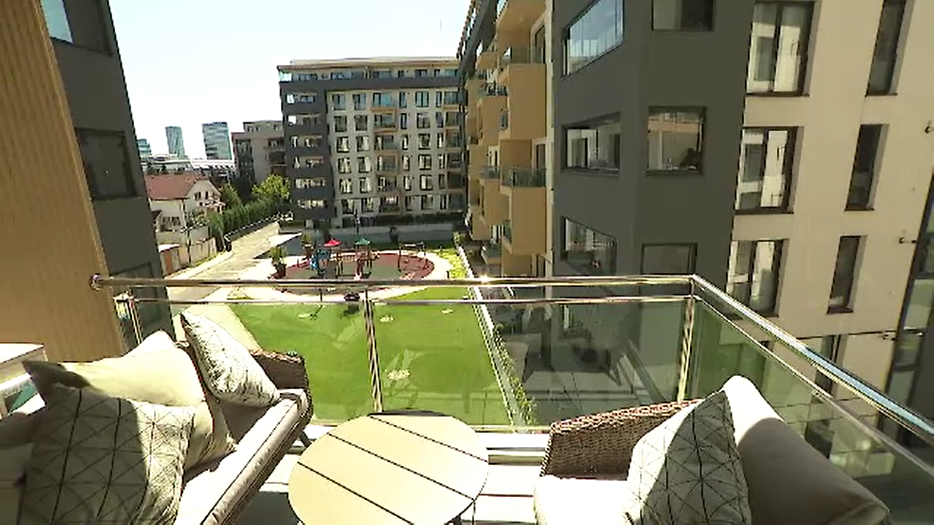 Cum a evoluat piața chiriilor în ultimul an. Tot mai mulți angajați lucrează de acasă