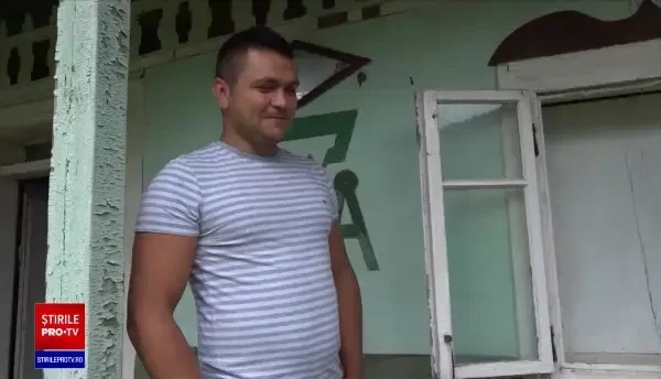 Case vechi de peste un secol, din Bucovina, vândute pe sume infime. Un francez vrea să le includă într-un complex muzeal