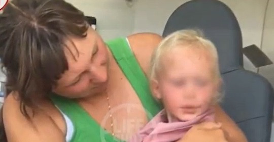 O fetiță de un an din Rusia a supraviețuit trei nopți singură într-o pădure plină de lupi și urși