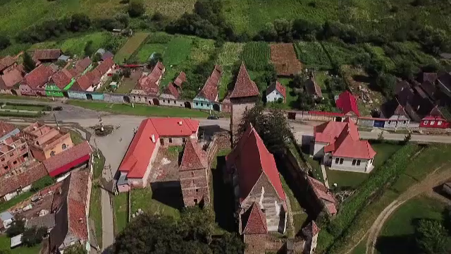 Sașii s-au reîntors în țară pentru vacanță. Ar putea fi, însă, ultima generație care revine